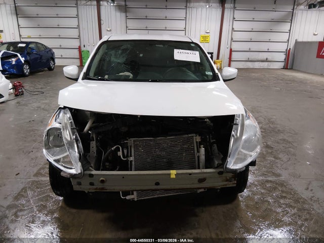 2017 Nissan Versa 1.6 Sv მანქანა იყიდება აუქციონზე, vin: 3N1CN7AP7HL882921, აუქციონის ნომერი: 44550331