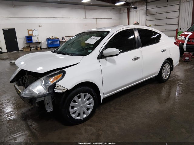 2017 Nissan Versa 1.6 Sv მანქანა იყიდება აუქციონზე, vin: 3N1CN7AP7HL882921, აუქციონის ნომერი: 44550331