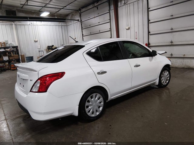 2017 Nissan Versa 1.6 Sv მანქანა იყიდება აუქციონზე, vin: 3N1CN7AP7HL882921, აუქციონის ნომერი: 44550331