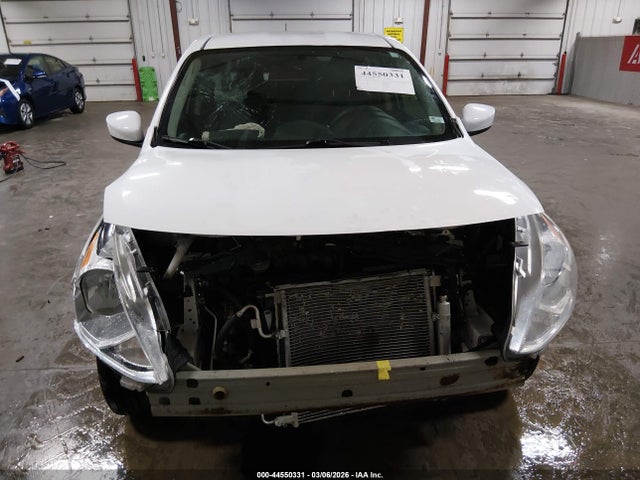 2017 Nissan Versa 1.6 Sv მანქანა იყიდება აუქციონზე, vin: 3N1CN7AP7HL882921, აუქციონის ნომერი: 44550331