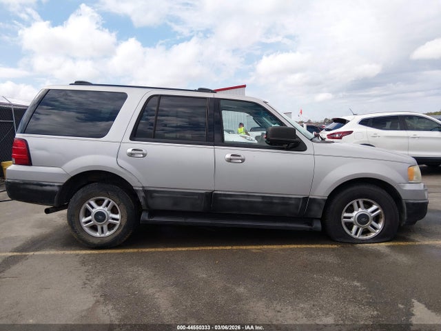 2003 Ford Expedition Xlt მანქანა იყიდება აუქციონზე, vin: 1FMPU16W03LA48598, აუქციონის ნომერი: 44550333