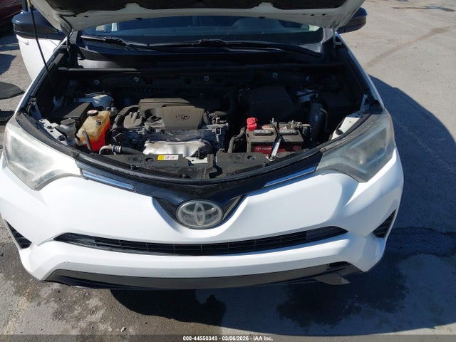 Toyota RAV4 LE 2017 JTMZFREV6HJ703235 Image 10