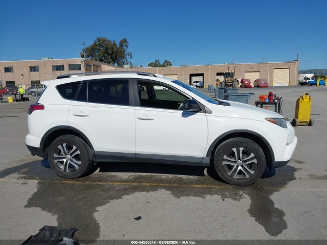 Toyota RAV4 LE 2017 JTMZFREV6HJ703235 Image 13