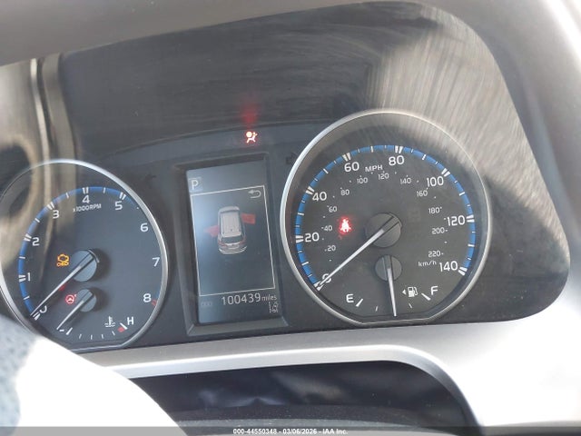 Toyota RAV4 LE 2017 JTMZFREV6HJ703235 Image 7