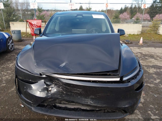 7SAYGDEE3TF440877 Tesla Model Y All-wheel Drive/long Range Launch Series/premium All-wheel Drive