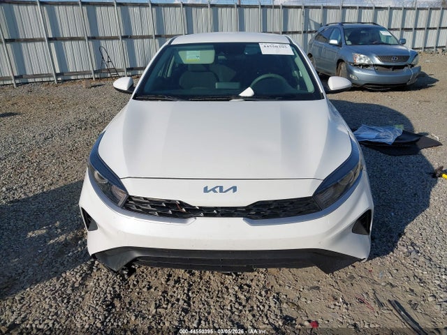 2024 Kia Forte Lxs მანქანა იყიდება აუქციონზე, vin: 3KPF24ADXRE723808, აუქციონის ნომერი: 44550395