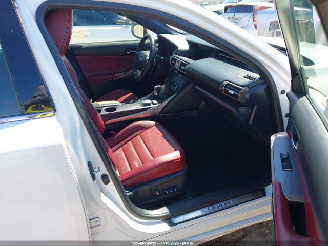2016 LEXUS IS 200T JTHBA1D29G5029063 Photo 4