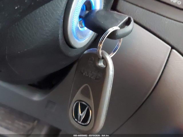 44550492 :رقم المزاد ، 19UUA66265A052147 vin ، 2005 Acura Tl مزاد بيع