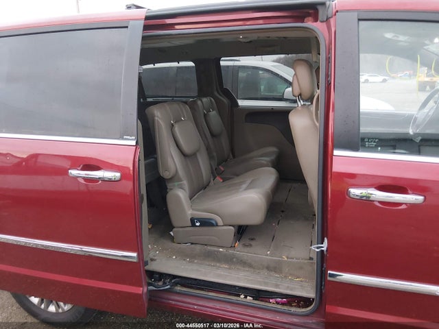 2014 Chrysler Town & Country Touring-l მანქანა იყიდება აუქციონზე, vin: 2C4RC1CGXER178363, აუქციონის ნომერი: 44550517