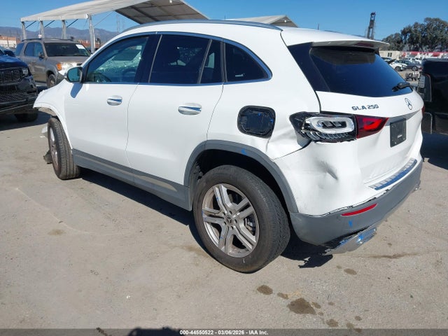 2023 MERCEDES-BENZ GLA 250 W1N4N4GB8PJ442894 Photo 2