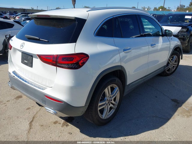 2023 MERCEDES-BENZ GLA 250 W1N4N4GB8PJ442894 Photo 3