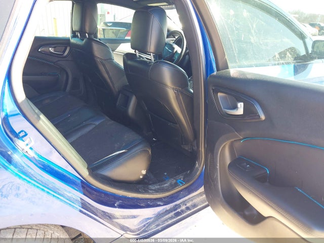 2015 Chrysler 200 S მანქანა იყიდება აუქციონზე, vin: 1C3CCCDG0FN736434, აუქციონის ნომერი: 44550536