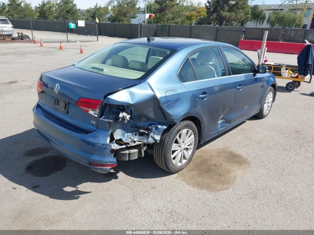 3VWD17AJ3FM309589 Volkswagen Jetta 1.8t Se