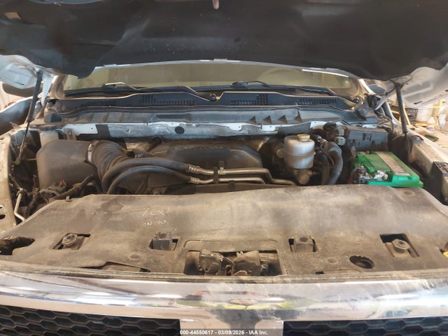 44550617 :رقم المزاد ، 3C6MR5AJ4JG388270 vin ، 2018 Ram 2500 Tradesman  4x4 8' Box مزاد بيع