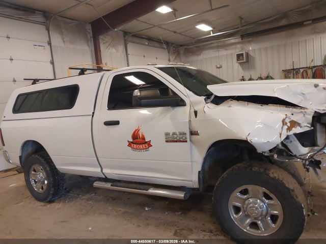44550617 :رقم المزاد ، 3C6MR5AJ4JG388270 vin ، 2018 Ram 2500 Tradesman  4x4 8' Box مزاد بيع