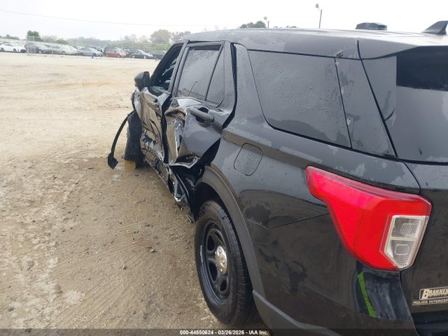 44550624 :رقم المزاد ، 1FM5K8AB9MGA19458 vin ، 2021 Ford Police Interceptor Utility مزاد بيع