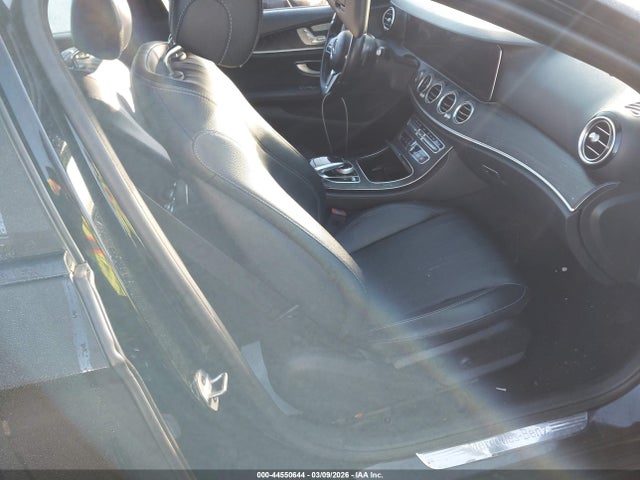 Aukcja sprzedaży 2019 Mercedes-benz E 300, vin: WDDZF4JB8KA659752, numer aukcji: 44550644