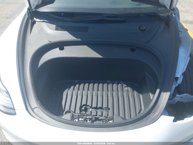 Продаж на аукціоні авто 2022 Tesla Model 3 Rear-wheel Drive, vin: 5YJ3E1EA5NF239655, номер лоту: 44550664