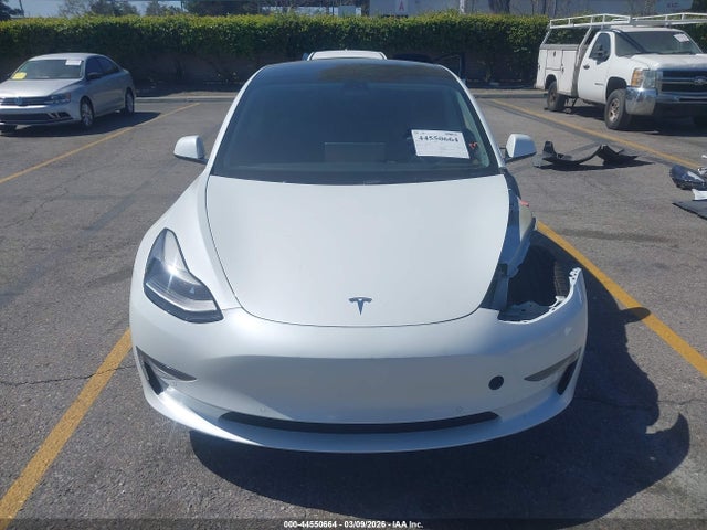 Продаж на аукціоні авто 2022 Tesla Model 3 Rear-wheel Drive, vin: 5YJ3E1EA5NF239655, номер лоту: 44550664