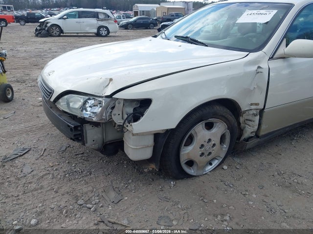 1999 Lexus Es 300 მანქანა იყიდება აუქციონზე, vin: JT8BF28G7X0215338, აუქციონის ნომერი: 44550667