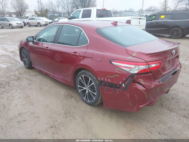 Продажа на аукционе авто 2018 Toyota Camry Se, vin: 4T1B11HK3JU550221, номер лота: 44550669