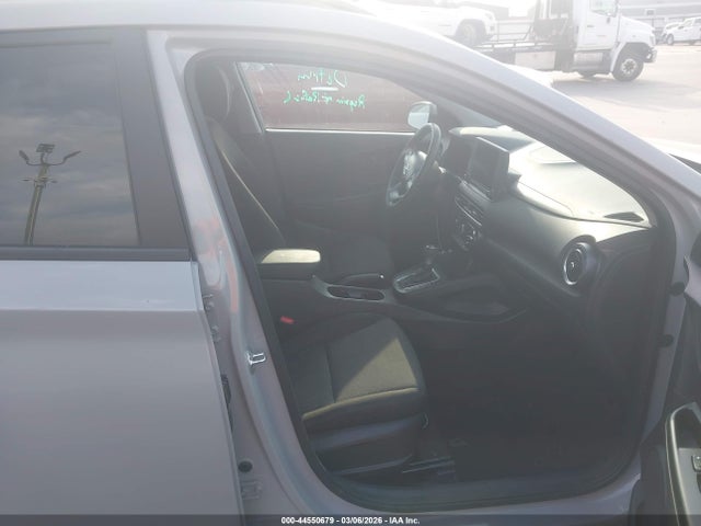 Продажа на аукционе авто 2022 Hyundai Kona Sel, vin: KM8K62AB7NU880645, номер лота: 44550679