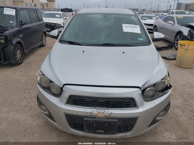 1G1JE5SB5F4149757 Chevrolet Sonic Ltz Auto