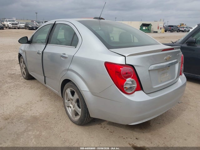 1G1JE5SB5F4149757 Chevrolet Sonic Ltz Auto