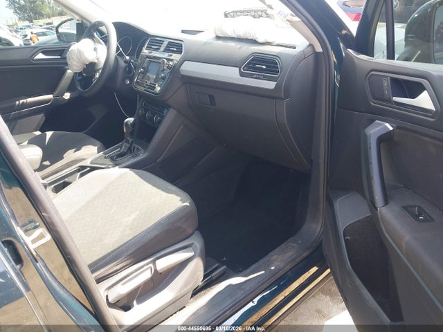 2019 VOLKSWAGEN TIGUAN 3VV1B7AX7KM115991 Photo 4