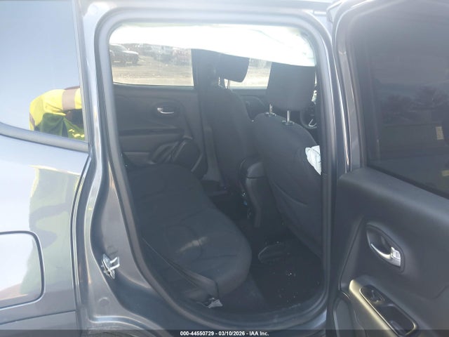 2022 JEEP RENEGADE ZACNJDB18NPN57382 Photo 7