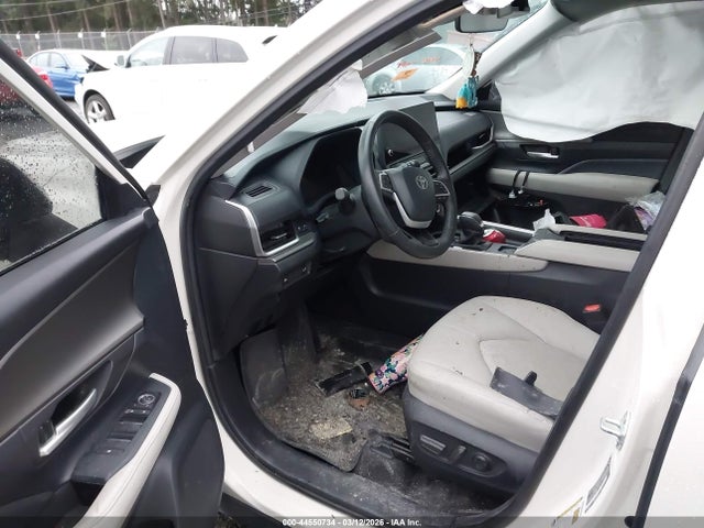 Toyota Grand Highlander Xle 2024 5TDAAAA59RS009307 Image 16