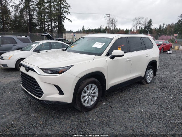 Toyota Grand Highlander Xle 2024 5TDAAAA59RS009307 Image 2