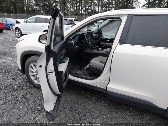 Toyota Grand Highlander Xle 2024 5TDAAAA59RS009307 Image 5