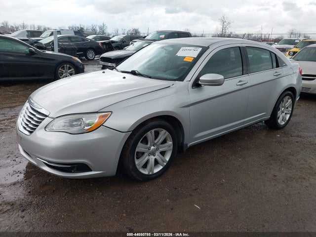44550785 :رقم المزاد ، 1C3CCBBB9CN301327 vin ، 2012 Chrysler 200 Touring مزاد بيع