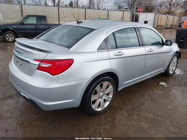 44550785 :رقم المزاد ، 1C3CCBBB9CN301327 vin ، 2012 Chrysler 200 Touring مزاد بيع
