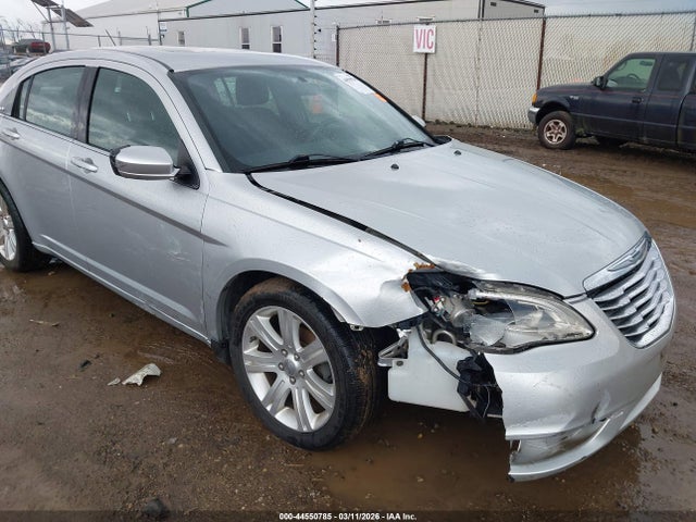 44550785 :رقم المزاد ، 1C3CCBBB9CN301327 vin ، 2012 Chrysler 200 Touring مزاد بيع
