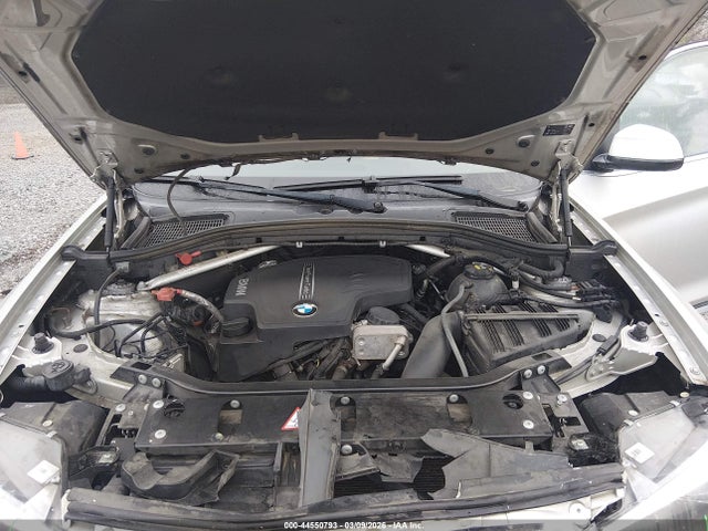 2016 BMW X3 5UXWX9C53G0D75071 Photo 9