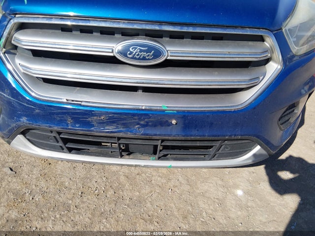 2017 Ford Escape Titanium მანქანა იყიდება აუქციონზე, vin: 1FMCU0J97HUA51932, აუქციონის ნომერი: 44550823