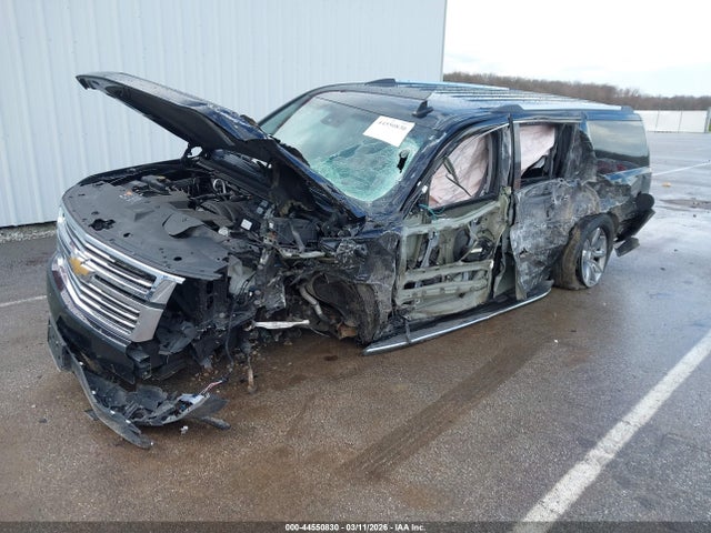 Продаж на аукціоні авто 2016 Chevrolet Suburban Ltz, vin: 1GNSKJKC3GR304775, номер лоту: 44550830