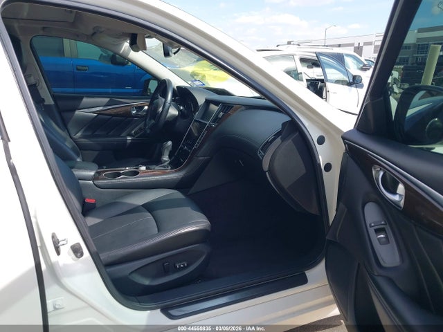 Продажа на аукционе авто 2018 Infiniti Q50 3.0t Luxe, vin: JN1EV7AP5JM359174, номер лота: 44550835
