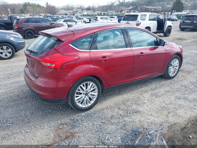 Ford Focus Titanium 2016 1FADP3N28GL345901 Image 4