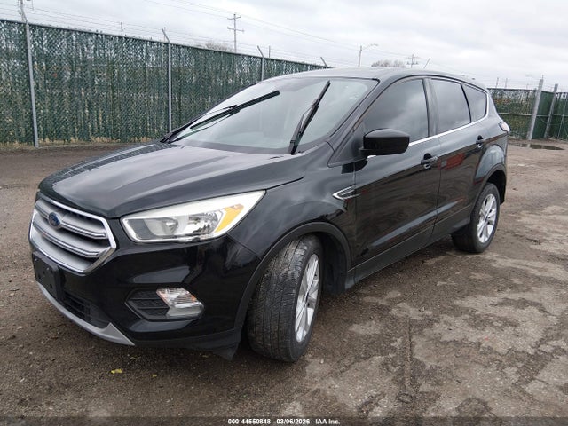 Ford ESCAPE SE 2017 1FMCU0GD8HUD53211 Image 2