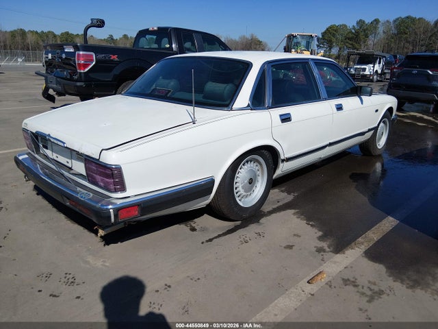 Продаж на аукціоні авто 1992 Jaguar Xj6 Sovereign, vin: SAJHY1740NC651100, номер лоту: 44550849