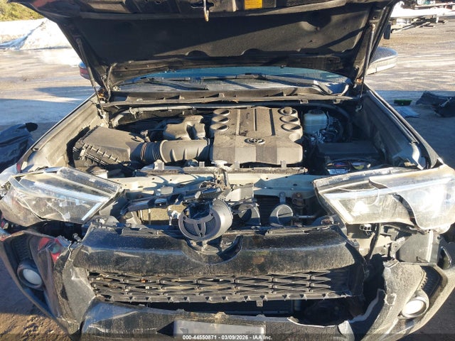 JTEBU5JR8F5253825 Toyota 4RUNNER SR5