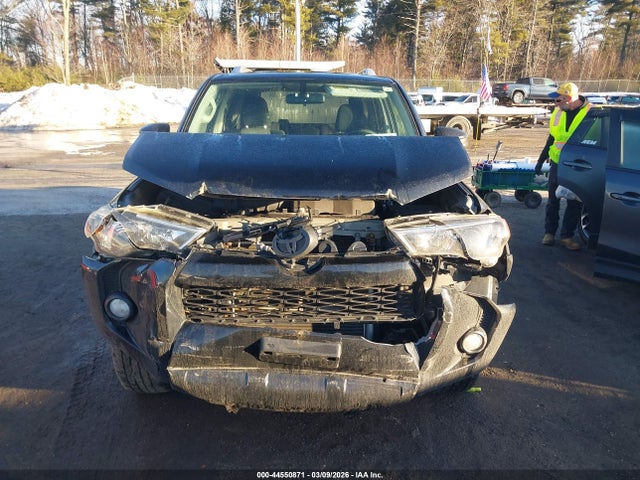 JTEBU5JR8F5253825 Toyota 4RUNNER SR5