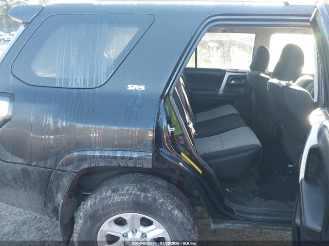 JTEBU5JR8F5253825 Toyota 4RUNNER SR5