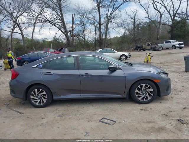 Honda CIVIC EX 2018 19XFC2F72JE017098 Image 13