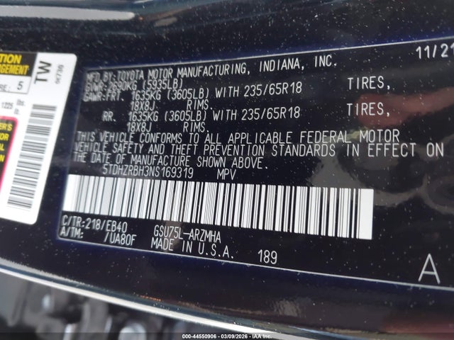 5TDHZRBH3NS169319 Toyota Highlander Xle