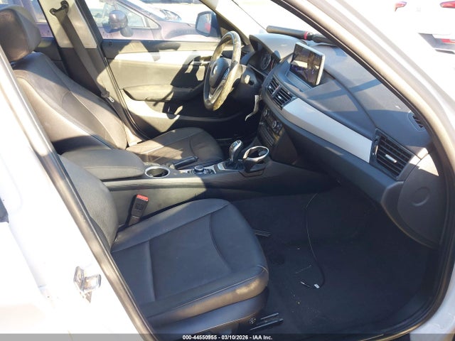 44550955 :رقم المزاد ، WBAVM1C50FVW58272 vin ، 2015 Bmw X1 Sdrive28i مزاد بيع