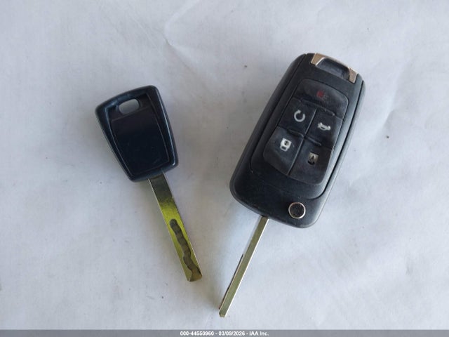 2GNALCEK1G1181395 Chevrolet EQUINOX LT